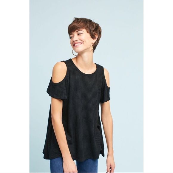 𝅺Anthropologie Fluttered opens shoulder - Picture 2 of 5